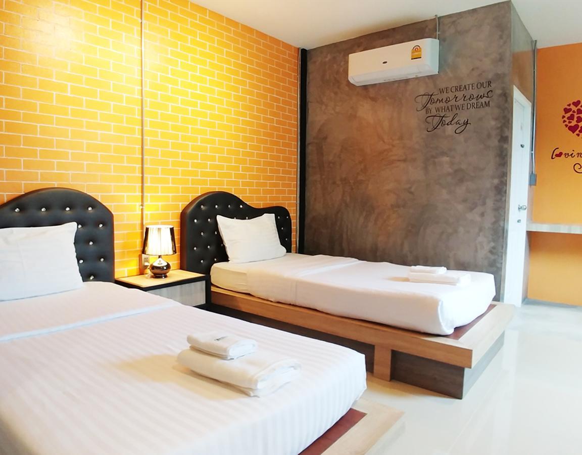 GREEN HOUSE Neo-Resotel Nakhon Si Thammarat Exterior foto