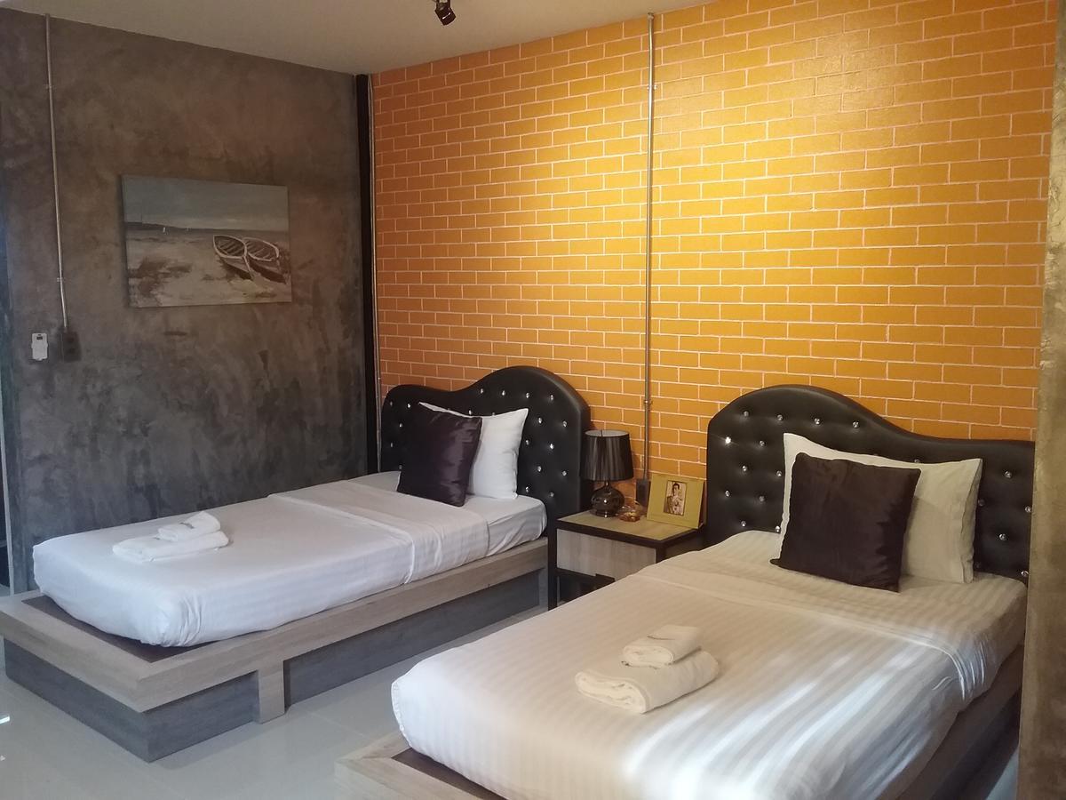 GREEN HOUSE Neo-Resotel Nakhon Si Thammarat Exterior foto