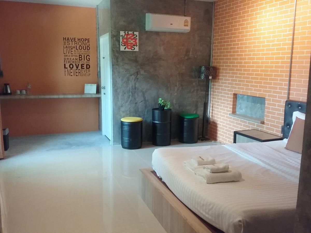 GREEN HOUSE Neo-Resotel Nakhon Si Thammarat Exterior foto