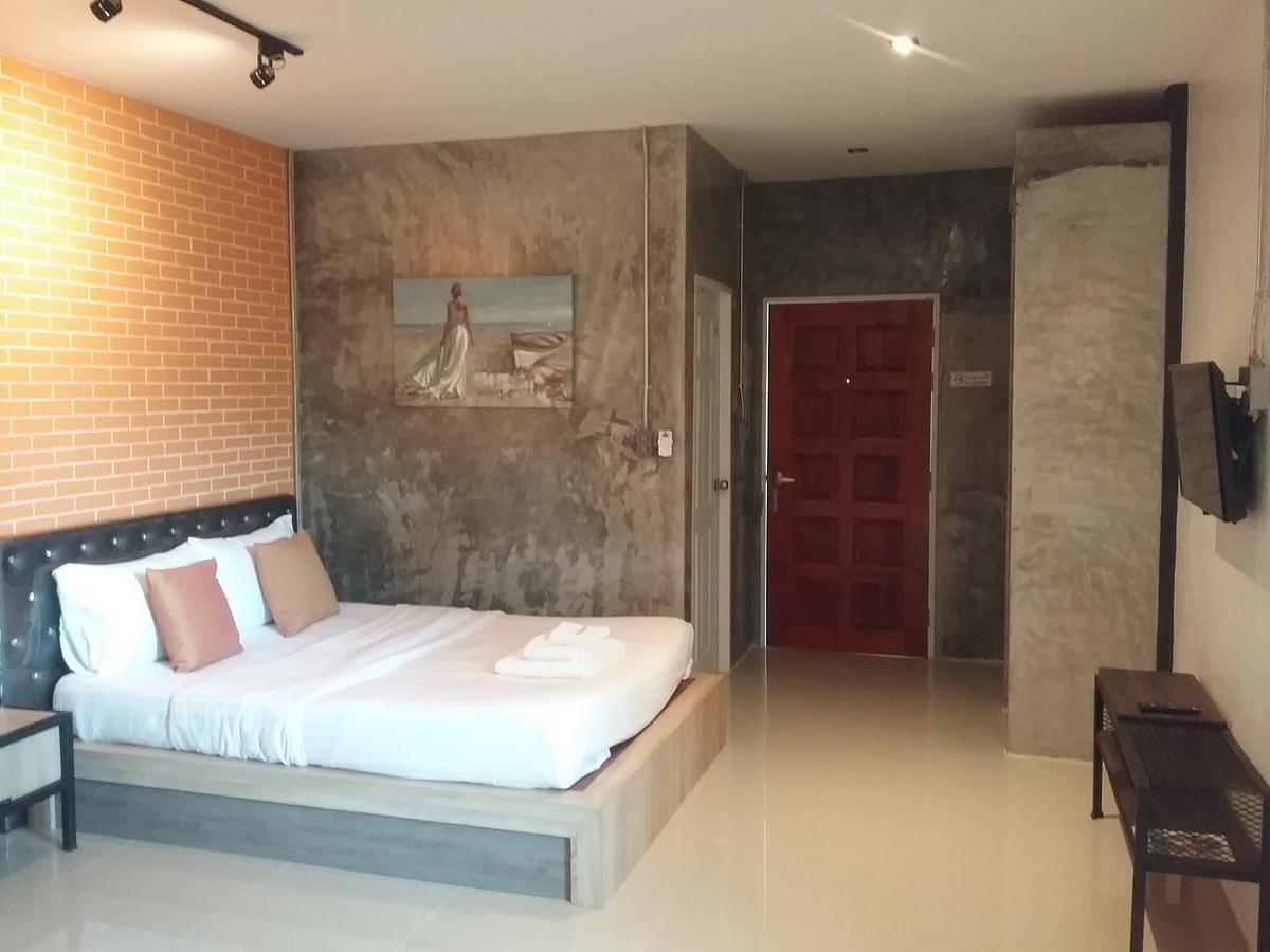 GREEN HOUSE Neo-Resotel Nakhon Si Thammarat Exterior foto